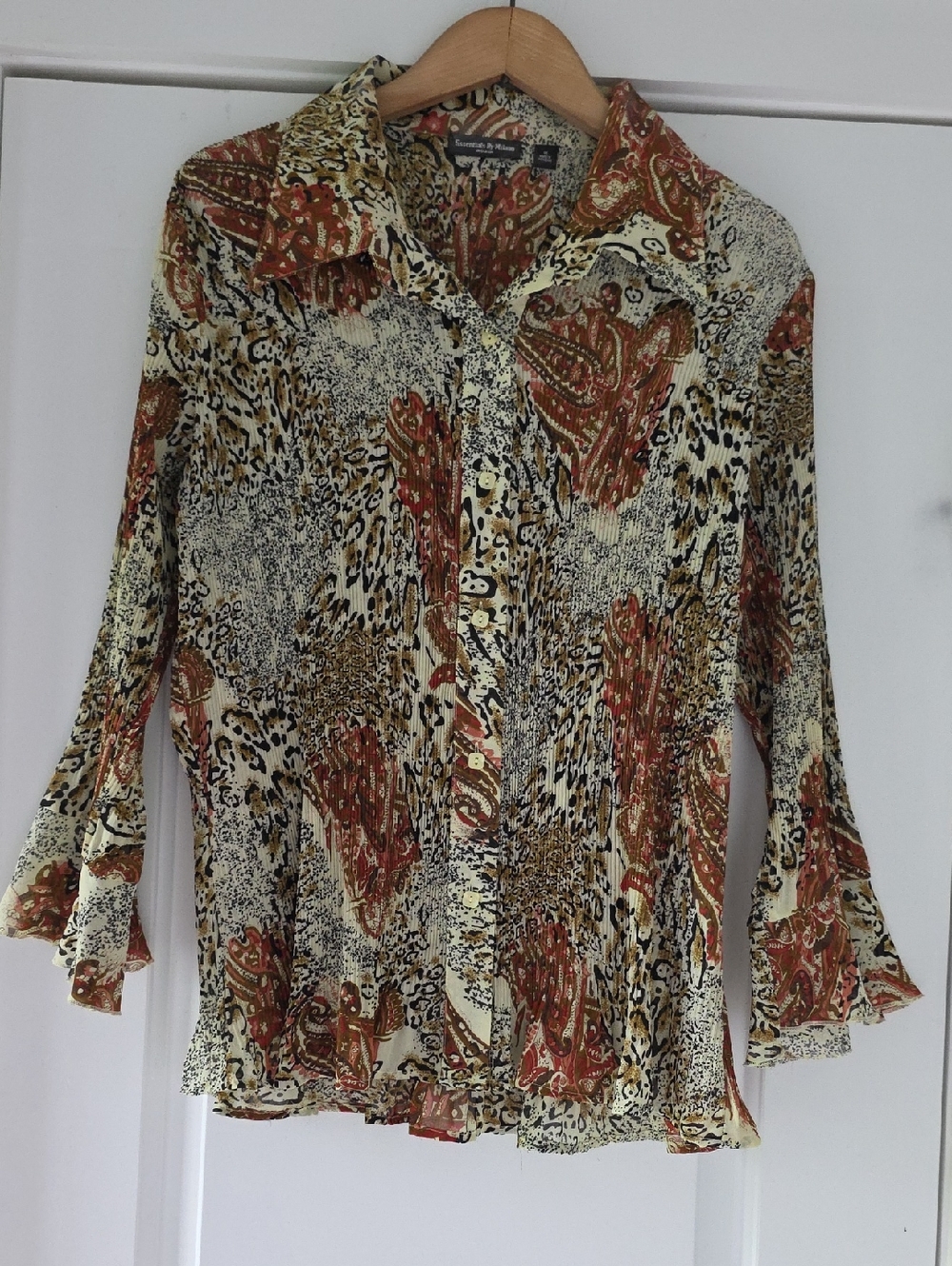 Essentials by Milano Red & Cream Leopard Print Button-Front Blouse